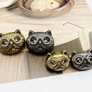 Buttons vintage cat shaped metal buttons/6 pcs metal shank buttons/Silver and Gold buttons/Coat buttons/Jacket Shirt Cardigan sewing buttons