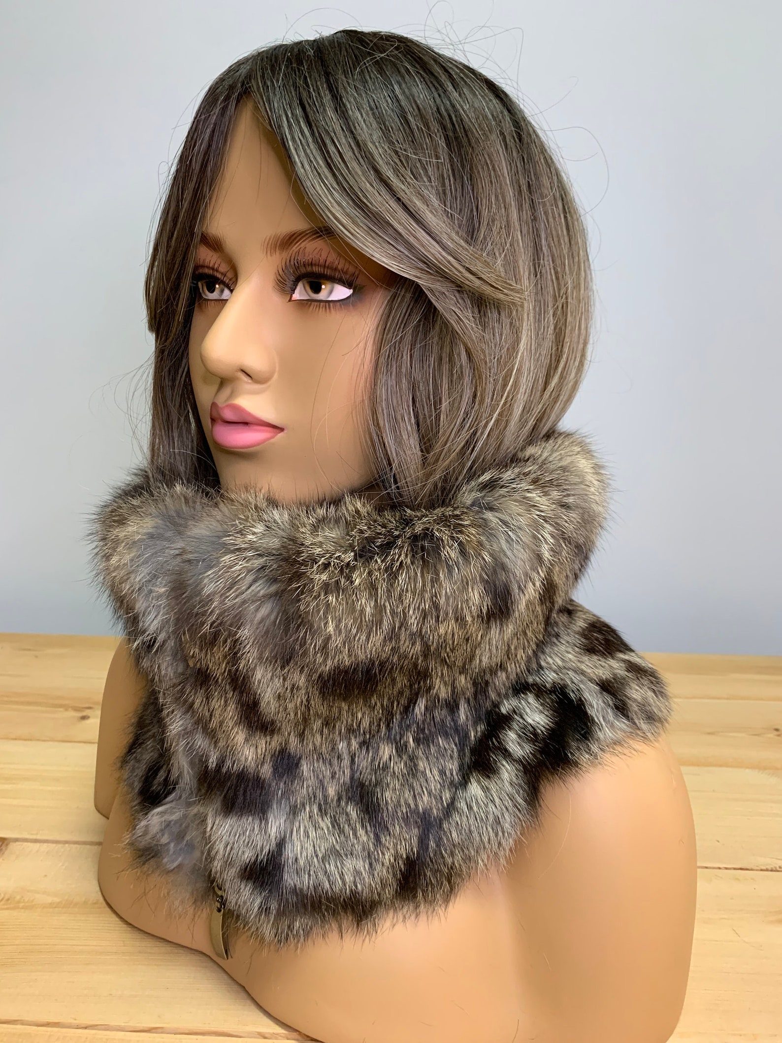 Rabbit fur collar / Rabbit fur scarf / Fur collar / Fur cowl / Etsy