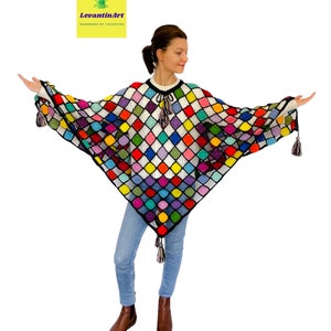 Gehaakte katoenen patchwork-poncho: kleurrijke boho-mozaïeksjaal, grote maat S-XL