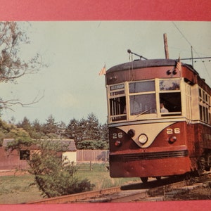 Vintage Carte postale montrant le trolleybus 26 de la Buckingham Valley Association sur la Route 413 dans le comté de Bucks, en Pennsylvanie.
