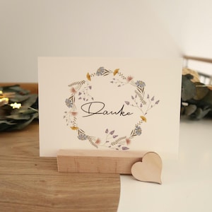 Postkarte Blumenkranz "Danke" zum Geburtstag, als kleine Aufmerksamkeit oder Dankeschön für Lehrerinnen, Erzieherinnen und Freundinnen