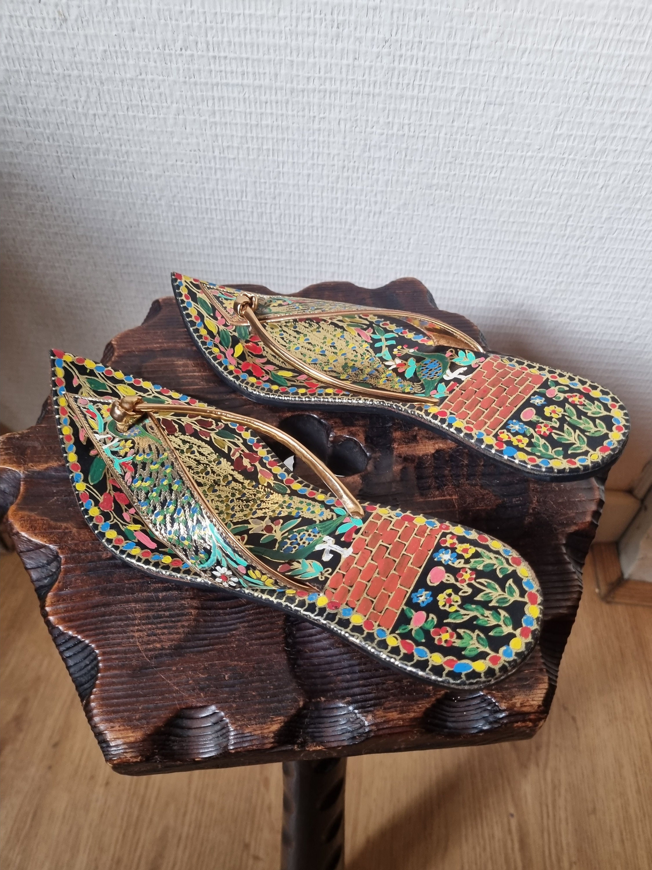 Handgemaakte sandalen sale