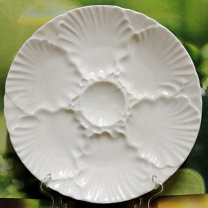 BAREUTHER Waldsasen Bavaria Germany Porcelain Oyster Plate