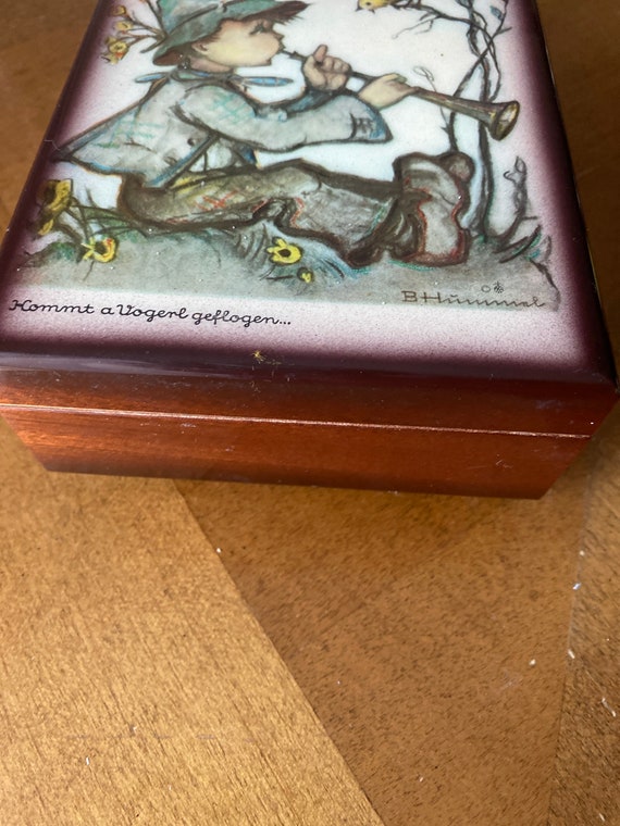 Vintage Original Hummel Music Box - image 5