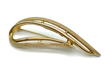 Sarah Coventry Gold Tone Curled Brooch
