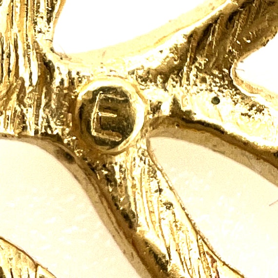 Givenchy Large Open Work Heart-Shaped Leaf Link B… - image 5