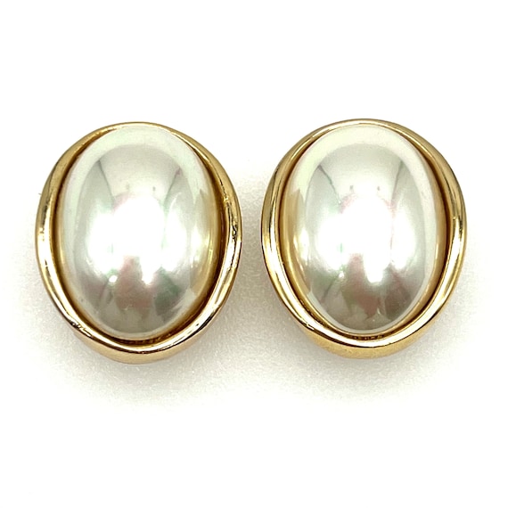 Christian Dior Large Faux Pearl Oval Clip On Earr… - image 1
