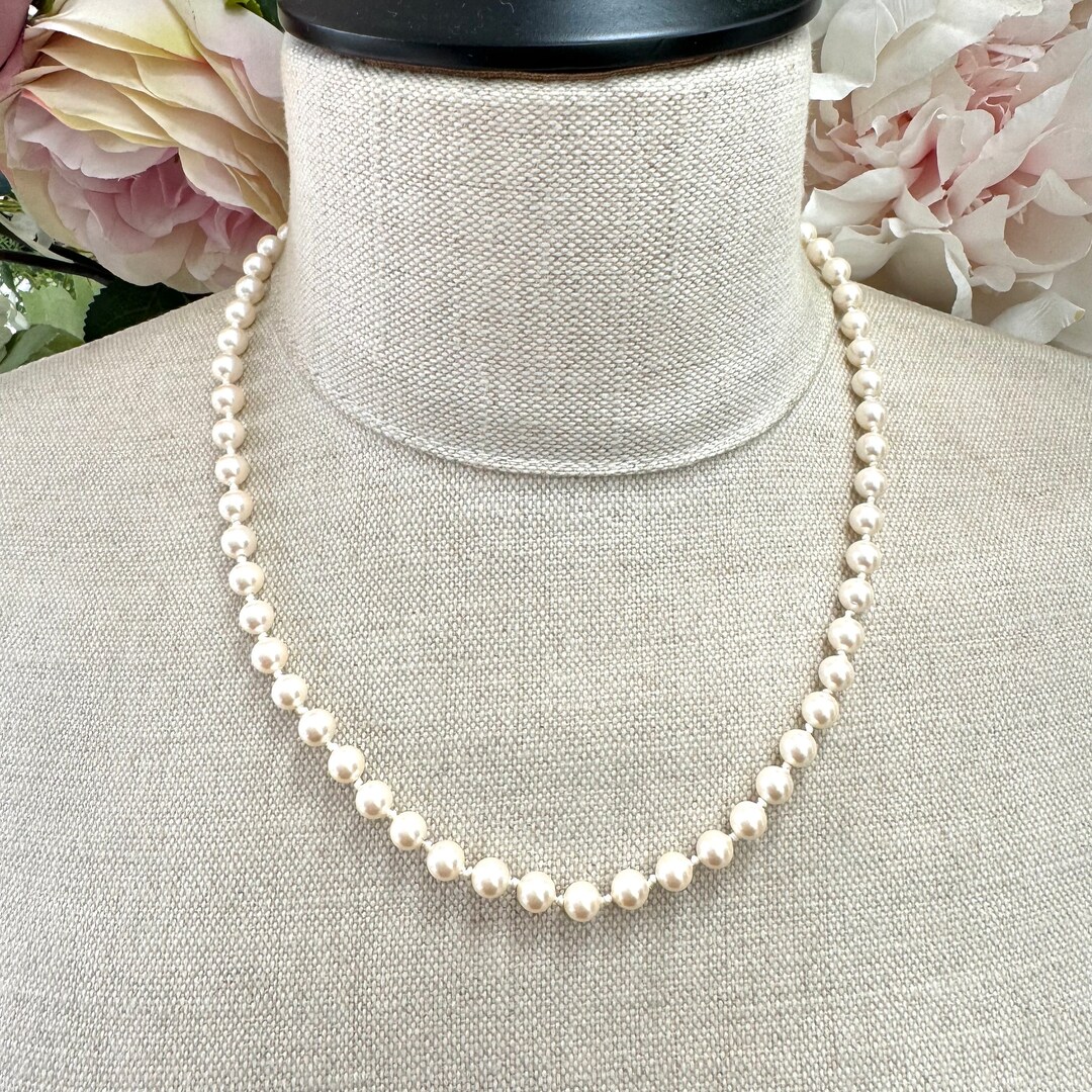 Beautiful 12mm Gold South Sea Shell Pearl Imitation Pearl Bracelet With Magnet Clasp