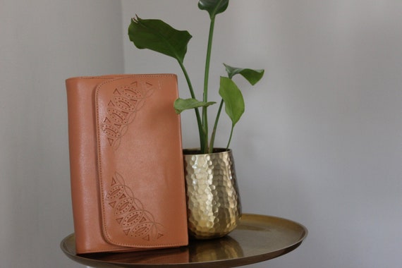 Vintage Salmon Pink Leather Clutch Bag w/ Removabl