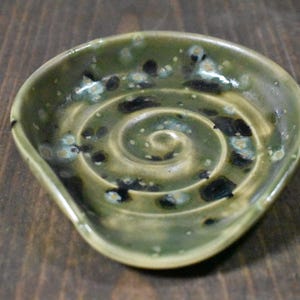 Large Spoon Rest, Ceramic Spoon Rest, 4.5 inch diameter