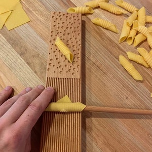 Combination pasta board, maple