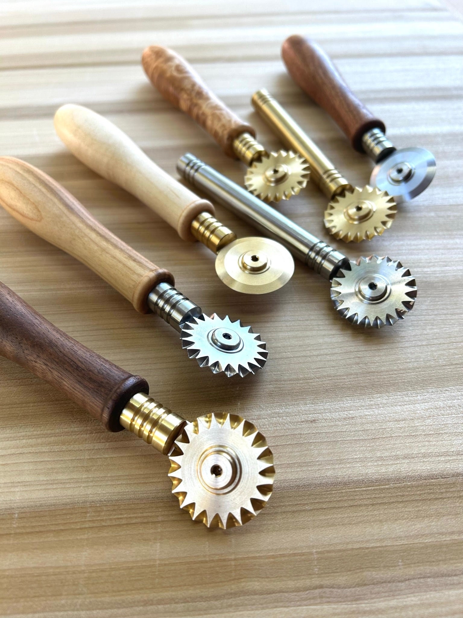 Pasta cutter wheel discount