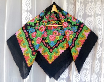 Vintage soviet wool shawl wool shawl soviet women scarf russian black floral shawl boho shawl