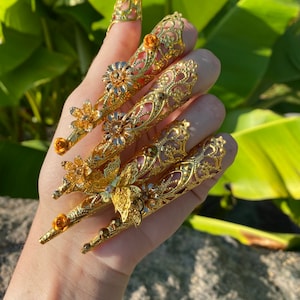 Gioielli per le dita Karra: artiglio per le dita - armatura per le dita - armatura per le dita - guanto di metallo - anello con artiglio - gioielli in filigrana - armatura per le mani