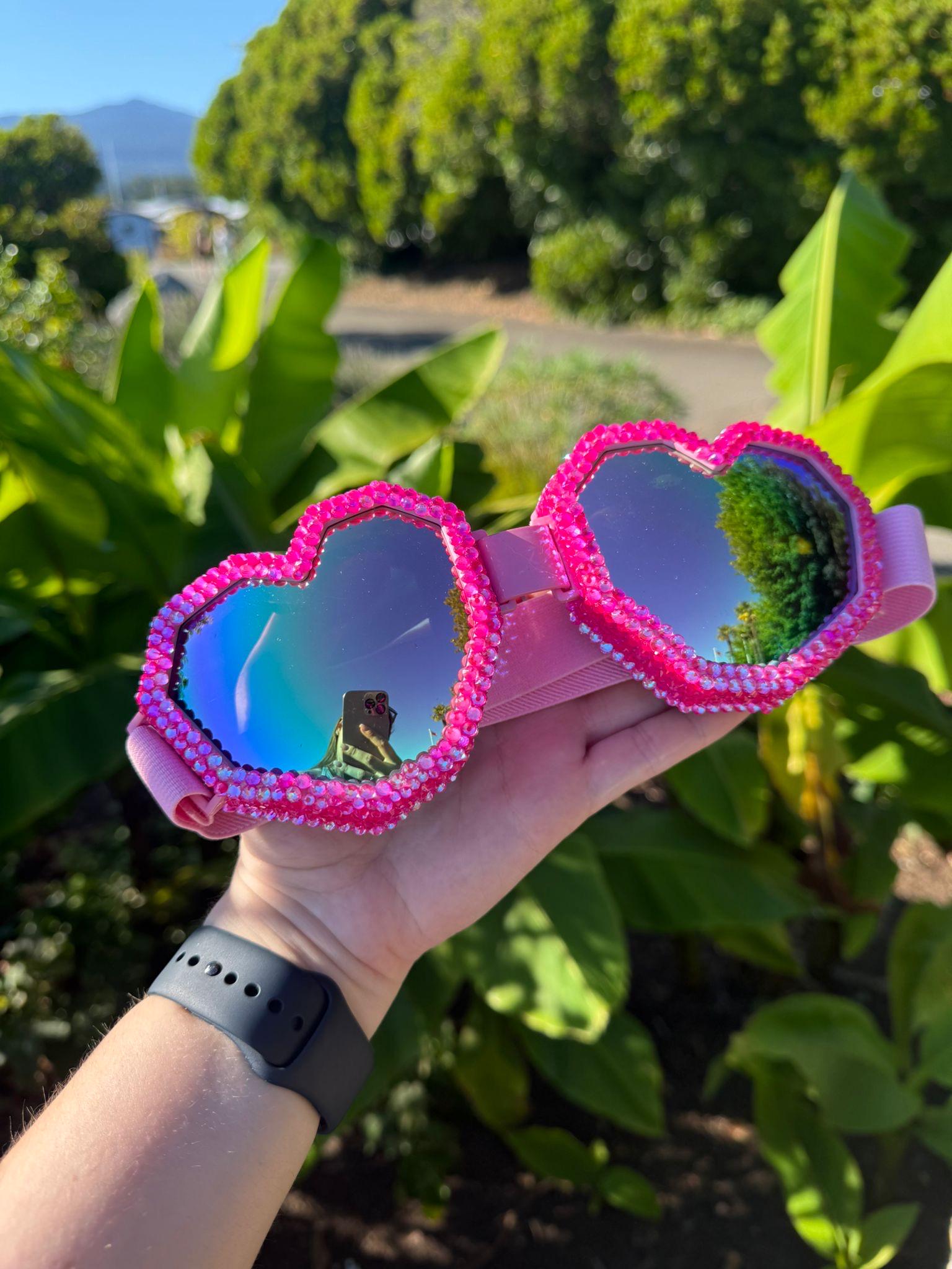 Occhiali Da Sole A Forma Di Cuore Con Motivo Floreale In Strass E Rosa - Foto 11