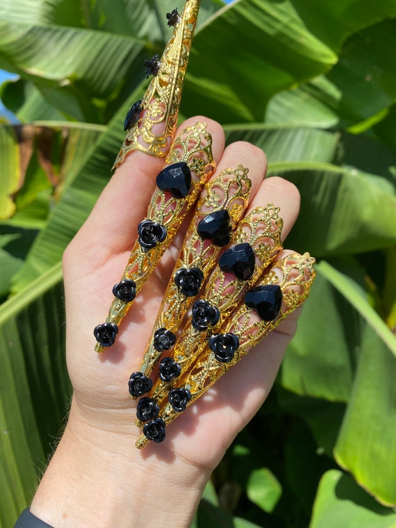 Hand armor jewelry online