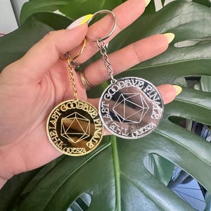 Icosahedron odesza keychain: d20 finale