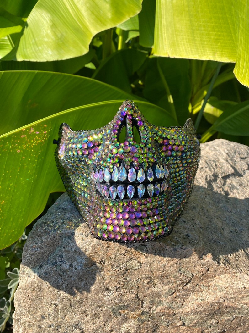 Maschera teschio camaleonte arcobaleno con lacrime: maschera per il viso, maschera teschio, lacrime, cristalli, festival, festival musicale immagine 2