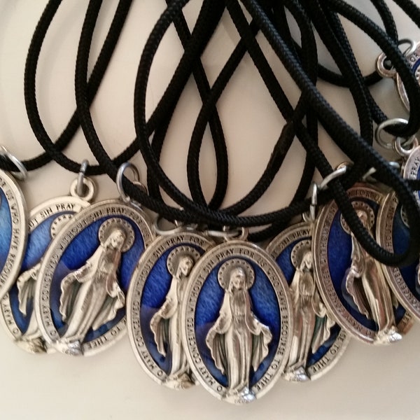 Buy Large Round Miraculous Medal in Latin, 1.1/2in | Gifts Catholic