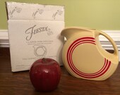 Fiestaware HLCCA quot Exclusive quot Retro Stripe Red Large Water Pitcher NIB