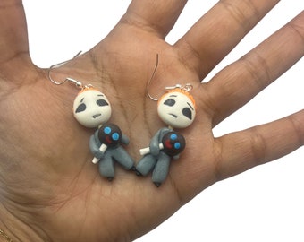 Michael Meyers con aretes de paleta payaso