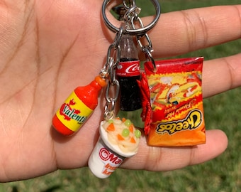 Llavero de Maruchan y munchies
