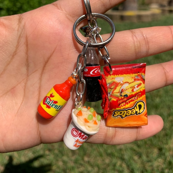 Maruchan and munchies keychain