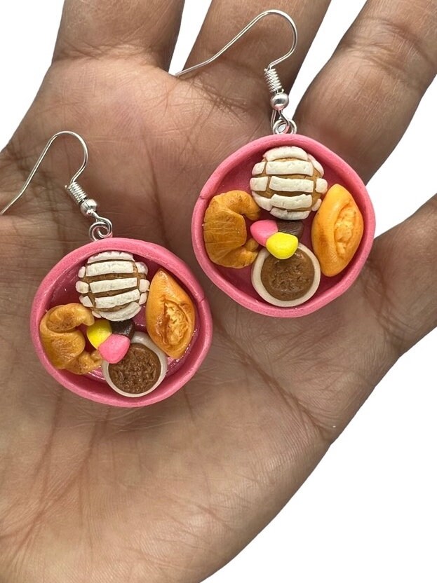 Charola de pan Earrings- pink