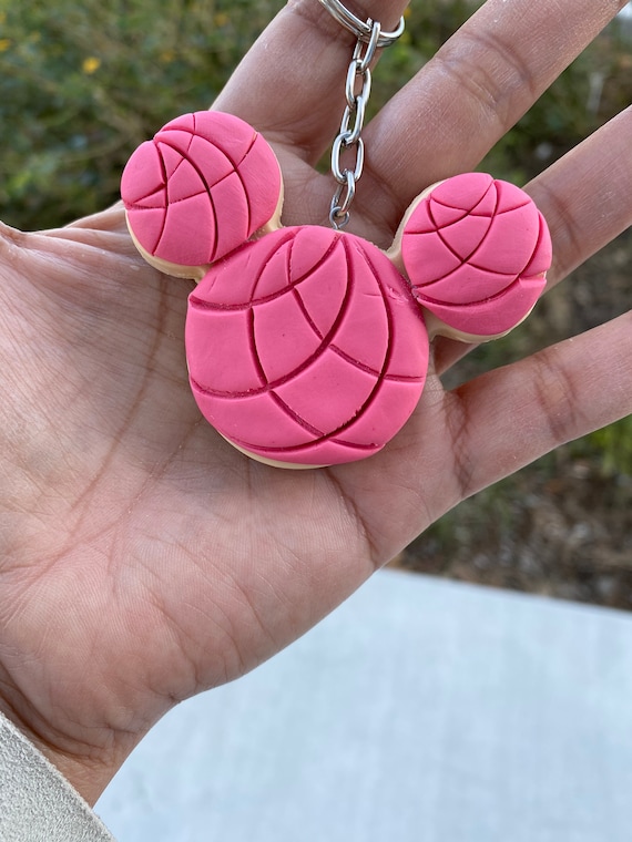 Mickey concha Keychain- Pink