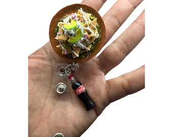 Chilaquiles Verdes Badge  Reel con coca