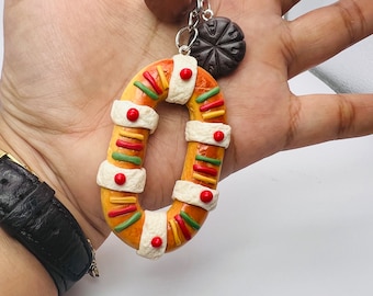 Rosca with chocolate and taza Keychain