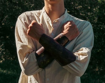 Drachenschuppen Armschienen | Paar Armschienen aus echtem Leder | LARP, Fantasy Cosplay, D&D
