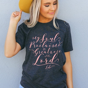 Magnificat Woman&#39;s Shirt , Marian Catholic T-Shirt, Virgin Mary T shirt, Catholic gifts for women, Catholic T-shirt, Women Religious Shirts