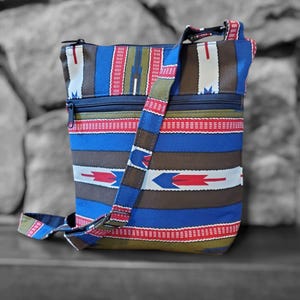 Southwest style canvas crossbody purse - handmade in USA, adjustable strap. Top zip closure, outside zip pocket, inside slip pockets
