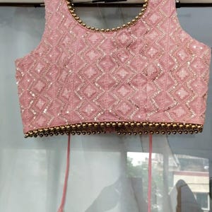 Barn Lehenga Choli: Svart broderad nätklänning, indisk festklädsel bild 4