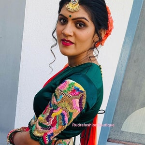 Groene kant-en-klare sareeblouse voor vrouwen feestkleding blouses Fancy sareeblouse handwerk choliblouse voor lehenga Bollywood sari crop top 1