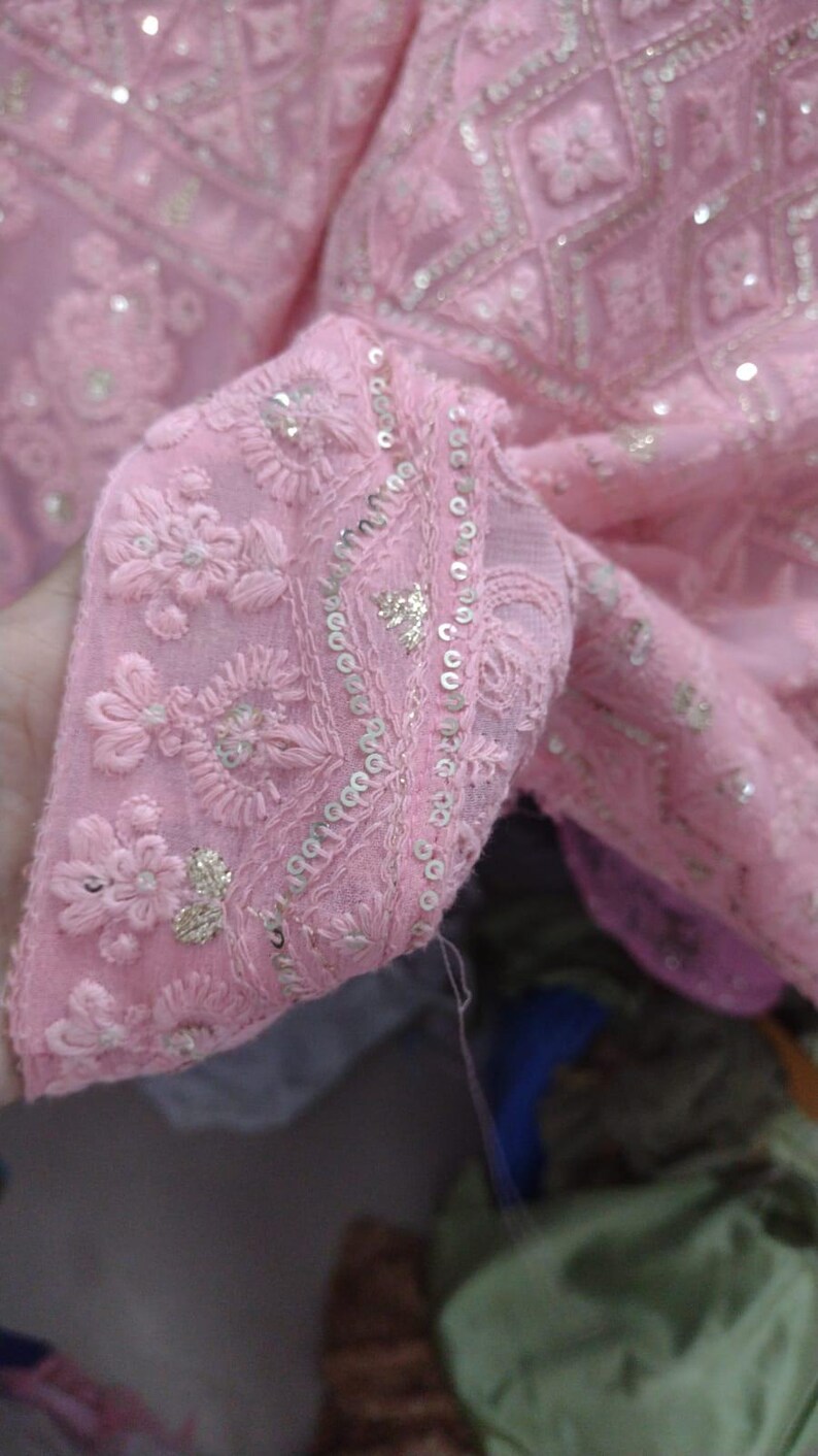 Barn Lehenga Choli: Svart broderad nätklänning, indisk festklädsel bild 3