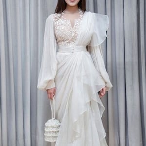 Floral Organza Frill Saree mit Seide Top: Indianer Outfit