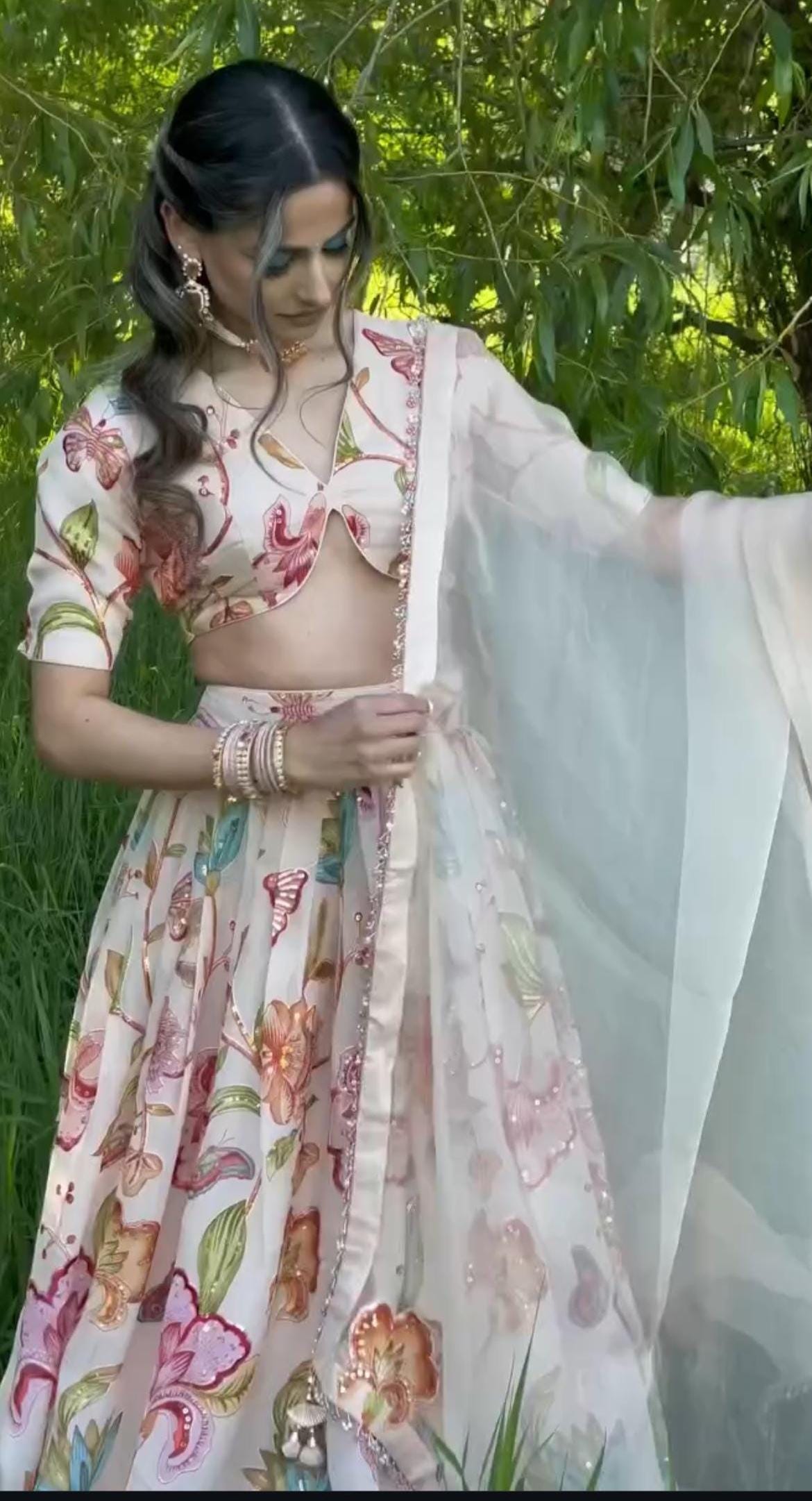 Floral White Lehenga Set on Organza/ Custom Stiched/ Made to measure/Blouse to fit Bust 32-38 inch/Free Shipping in USA /Lehnga/Lenga choli