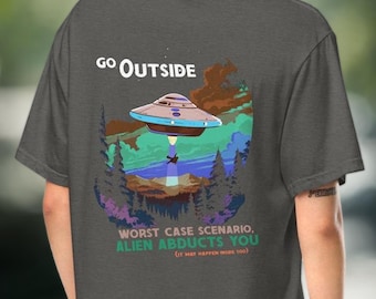 Koszulka z napisem „Go Outside Hiking”, zabawny prezent dla miłośników pieszych wędrówek, humor o porwaniu przez kosmitów w stylu vintage, idealna na urodziny, przygoda na świeżym powietrzu