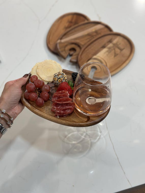 Personal Charcuterie Board, Single charcuterie Board, Wine holder, Gifts for Mom, Gifts for Friend, Gifts for wine lovers, Appetizer Plates