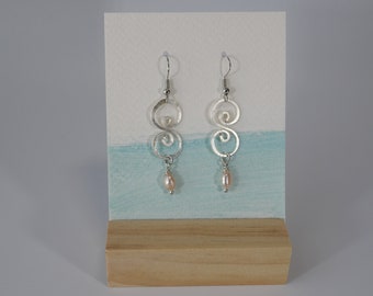 Silver and rose freshwater pearl bead earrings, Hand hammered earrings, Hand Made Earrings. Made in Maine