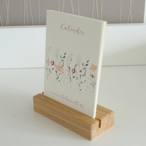 Portacalendario / Portanotas / Soporte de madera para tarjetas / Tarjetero - Hecho a mano en madera (12,5 cm x 5 cm x 2,5 cm) - Para formato DIN A6