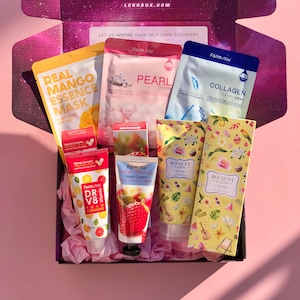 Cute Korean Beauty Pamper Gift Box | Lengbox K-beauty Selfcare Package