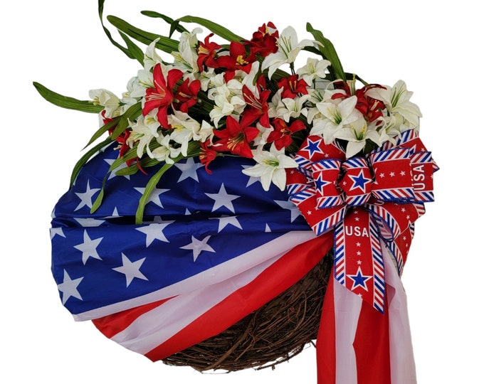 Featured listing image: Patriotic wreath, 4th of July wreath, Flag wreath, Patriotic grapevine wreath, Memorial Day wreath, Labor Day wreath, Military wreath,