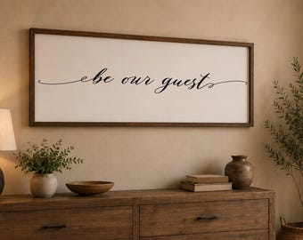 Letrero de madera "Be Our Guest": decoración rústica con marco para habitación de invitados
