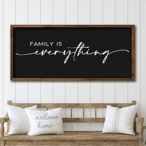 La familia lo es todo, letrero de madera para decoración de pared familiar, fondo negro, letrero familiar de madera, decoración familiar, letrero de madera familiar, regalo para la familia