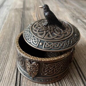 Celtic Pattern Raven Lid Round Trinket Box