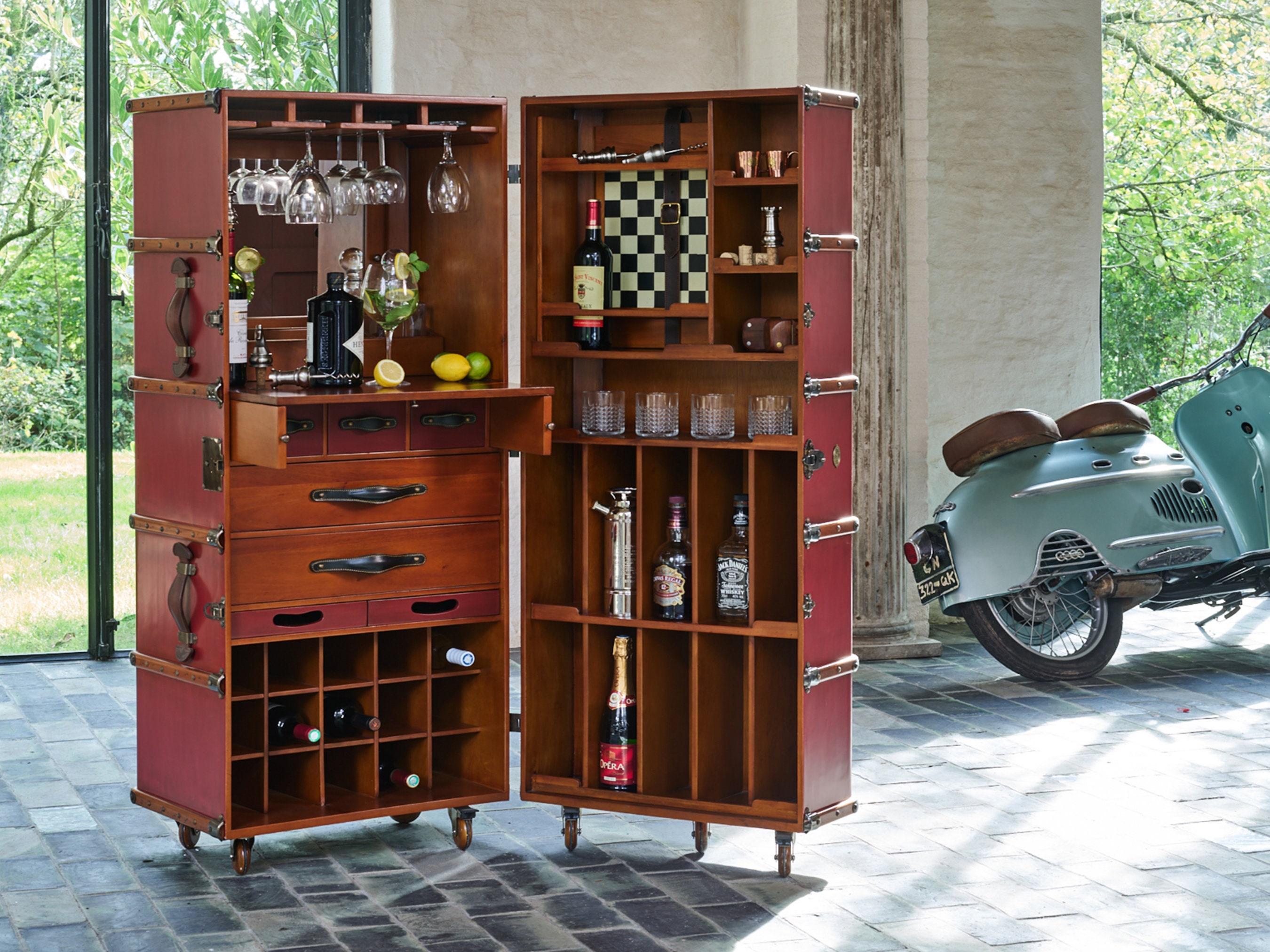 Travel Trunk Style Wine and Cocktail Cabinet-89