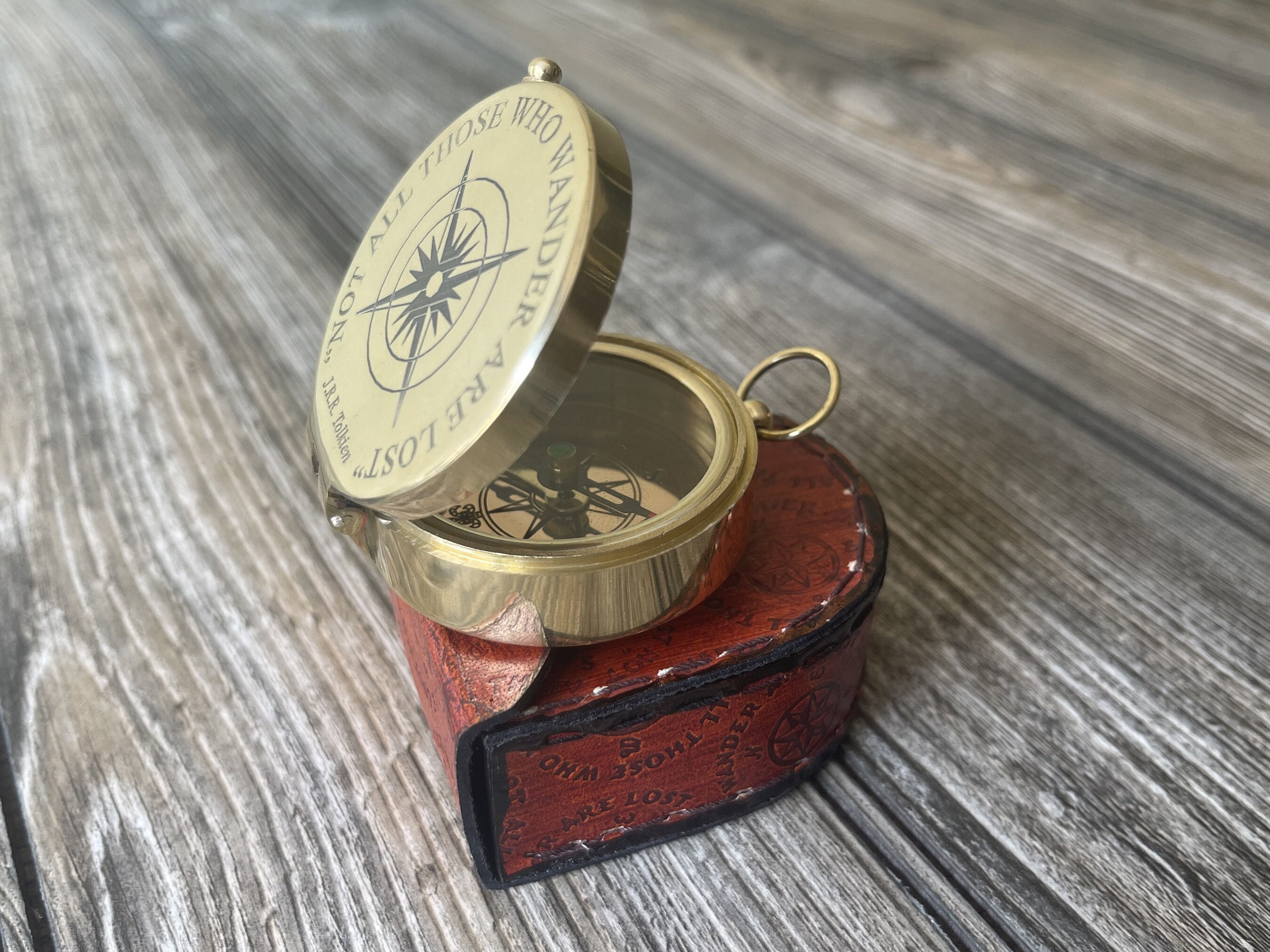 Nautical Marine Vintage Solid Brass WWII Military Pocket Sundial Compass Gift Nautical Marine Vintage Solid Brass WWII Military Pocket Sundial Compass Gift
